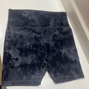 Lululemon Align Super High Rise shorts